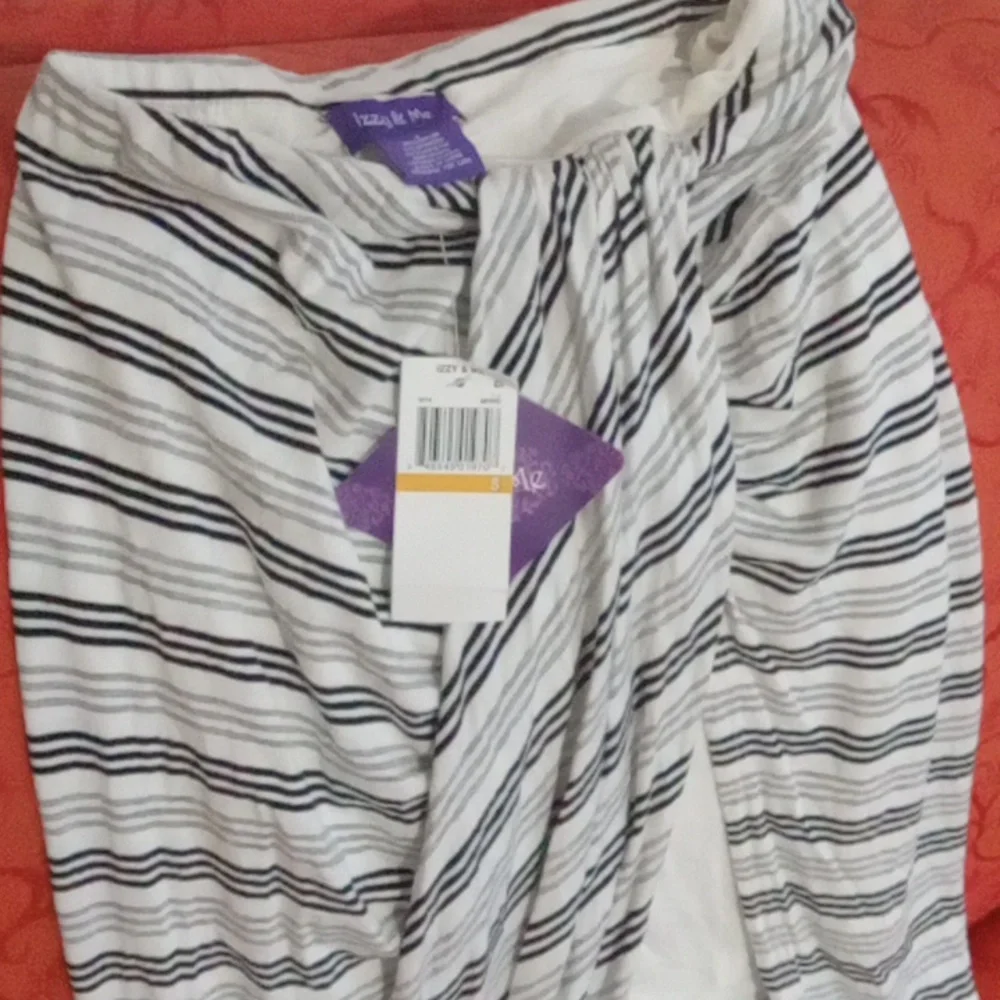Nwt Izzy & Me Black and White Striped Skiet With Front Slit Wrap - Picture 2 of 4